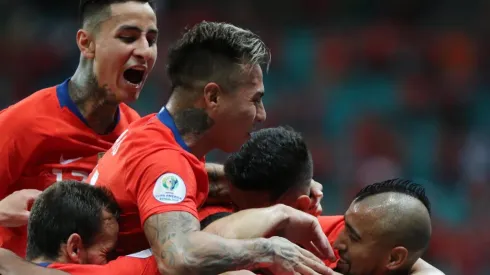 Chile venció 2-1 a Ecuador en el Estadio Arena Fonte Nova