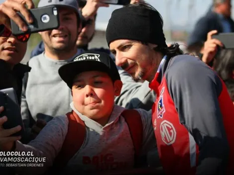 Colo Colo recibió a un centenar de hinchas en el Monumental