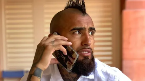 Arturo Vidal sigue en modo vacaciones
