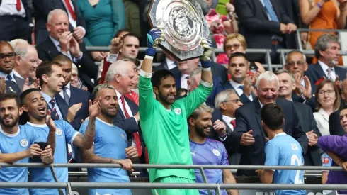 Claudio Bravo debuta este sábado en la Premier