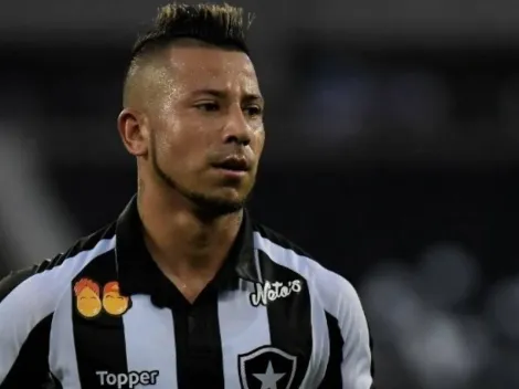 Aseguran que Botafogo y Colo Colo tienen un acuerdo por Leo Valencia