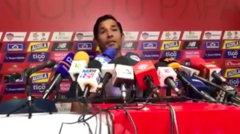 Matías Fernández en conferencia de prensa