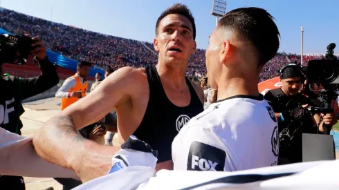 Colo Colo recibe a la U en el Estadio Monumental