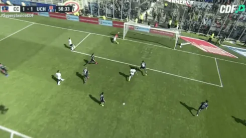 Gabriel Suazo anota su primer gol ante la U