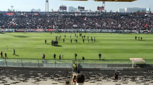 Colo Colo recibe a la Universidad de Chile en el Estadio Monumental