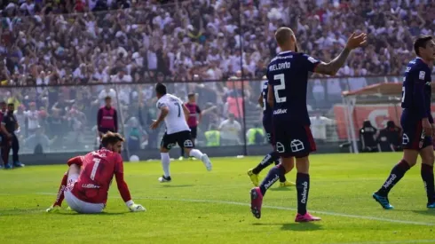 Colo Colo gana 3-2 a la U en un increíble partido