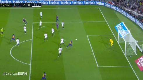 ¡Grande King! Golazo de Arturo Vidal en el Barcelona ante el Sevilla