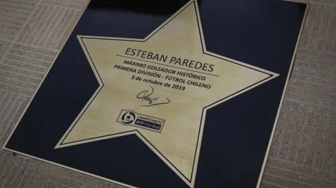 Placa de Esteban Paredes