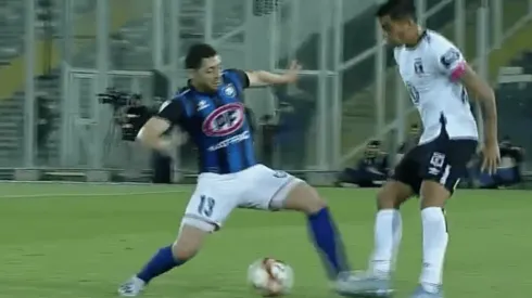 El caño de Carlo a Pepe Rojas