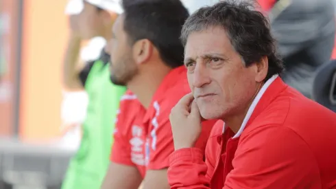 Mario Salas se aferra a estirar la lucha por el título