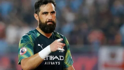 Sólido Claudio Bravo