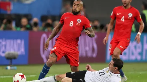 Arturo Vidal enfrentó a Sebastian Rudy en la final de la Confederaciones