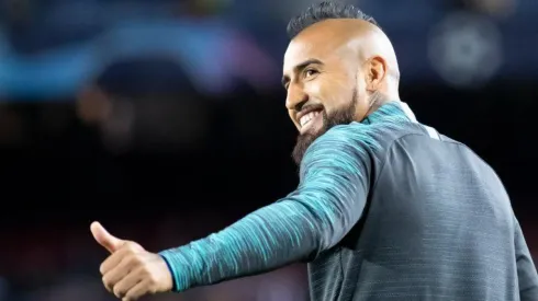 Arturo Vidal va al banco