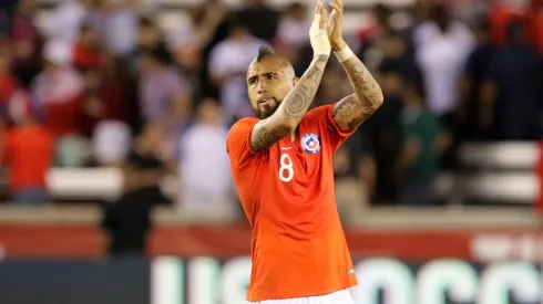 Arturo Vidal llegó a Chile para ponerse la camiseta de La Roja.