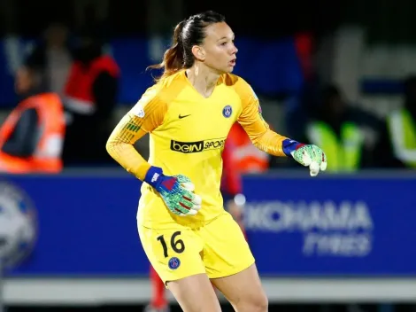¡Ta-pa-dón! Tremenda atajada de Tiane Endler en el clásico francés