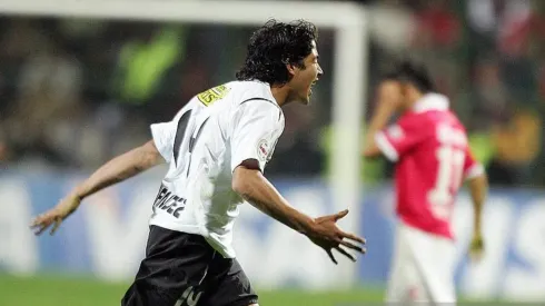 Matías Fernández celebrando su golazo