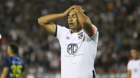 Aseguran que buscan sacar de Colo Colo a Iván Morales