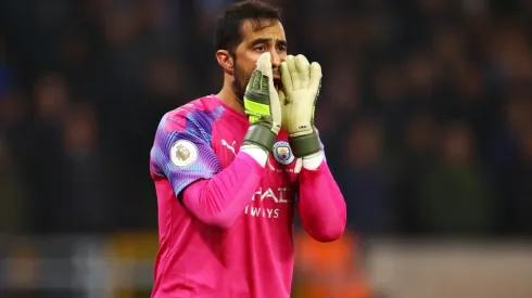 Claudio Bravo será titular ante el Sheffield United