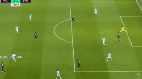 Error fatal de Claudio Bravo en el Manchester City