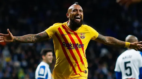 Arturo Vidal aparece en el empate del Barcelona ante el Espanyol