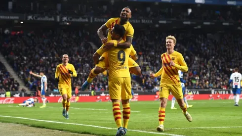 Arturo Vidal ingresa y es clave para el Barcelona