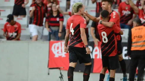 Paranaense está firme en el torneo estadual