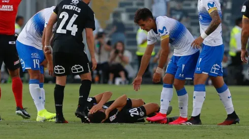 El delantero de Colo Colo fue herido por las explosiones.