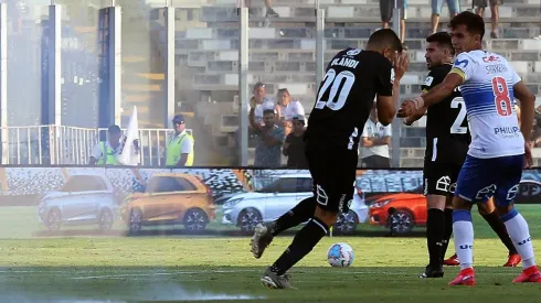 Nicolás Blandi fue impactado por fuegos artificiales