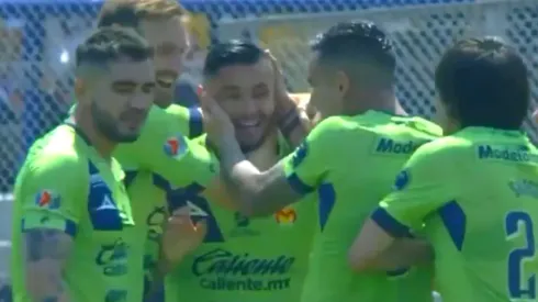 El ex colocolino anotó el empate transitoria ante Pumas.