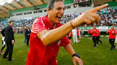 Mario Salas puede llegar a un grande de Perú