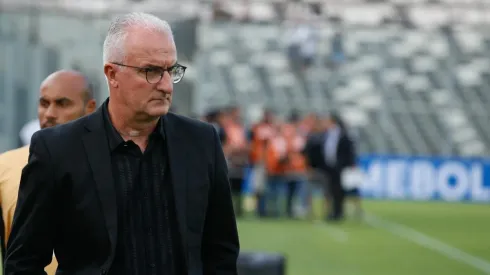 Dorival Júnior no se va conforme con el arbitraje
