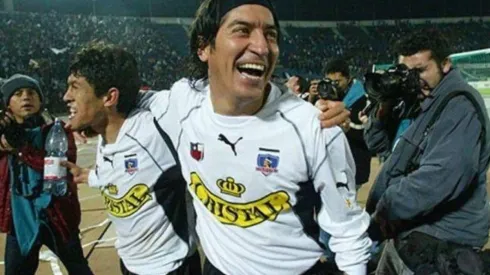 Zamorano celebrando con Colo Colo