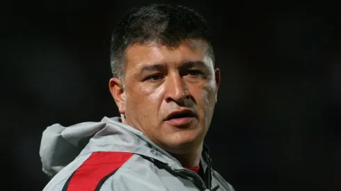 Claudio Borghi muestra su cariño por Colo Colo