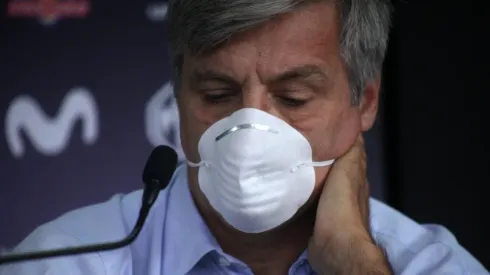 Harold Mayne-Nicholls y el tema salarios en Colo Colo