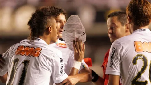 Neymar recuerda la tarjeta roja frente a Colo Colo