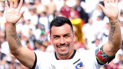 La ANFP le descontó un gol a Paredes, a pesar de haberlo homenajeado por su récord.