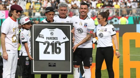 El homenaje que le hizo Colo Colo tras anotar su gol 216 a la U
