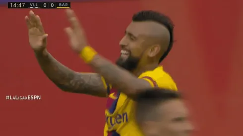 Arturo Vidal pone en ventaja a Barcelona en su visita a Valladolid