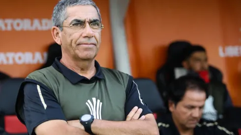 Gualberto Jara al mando de Colo Colo