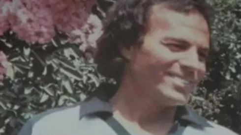 Julio Iglesias se puso la camiseta de Colo Colo