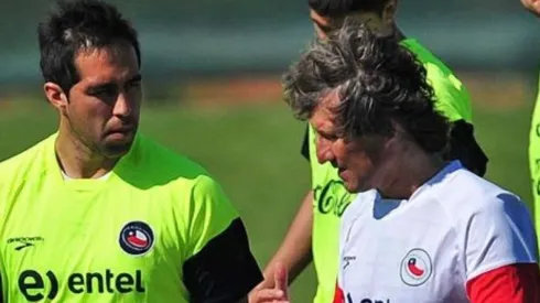 Bravo y Morón trabajando juntos en la selección chilena