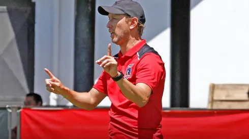 El Multicampeón tomaría la posta dejada por Gualberto Jara.