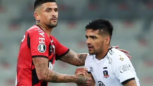 Colo Colo quedó en la historia gracias a sus dos autogoles ante Paranaense.
