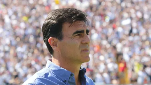 Quinteros ya está en Chile para tomar las riendas de Colo Colo.