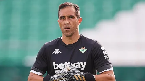 Bravo se perdió tres partidos de liga con el Betis y también el inicio de Eliminatorias.