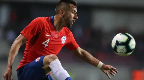 Mauricio Isla está de regreso en la Roja.