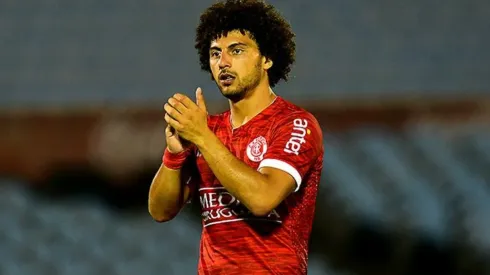 Colo Colo sigue sin amarrar un reemplazante para Matías Zaldivia.