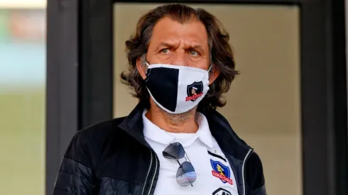 Mosa hizo un sentido mea culpa por la crisis de Colo Colo, pero descartó renuncias de los directores.