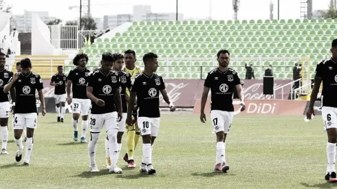 Colo Colo debe ganar 22 puntos en esta segunda rueda para salvarse del descenso.