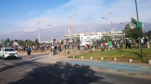 Hinchas de Colo Colo en el estadio Monumental